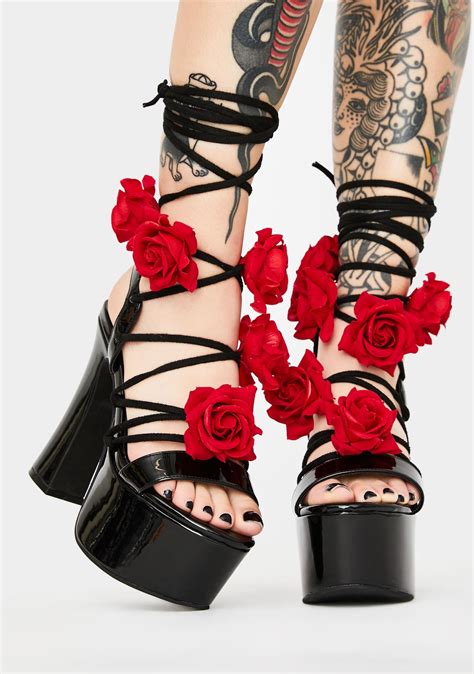 www dollskill com shoes